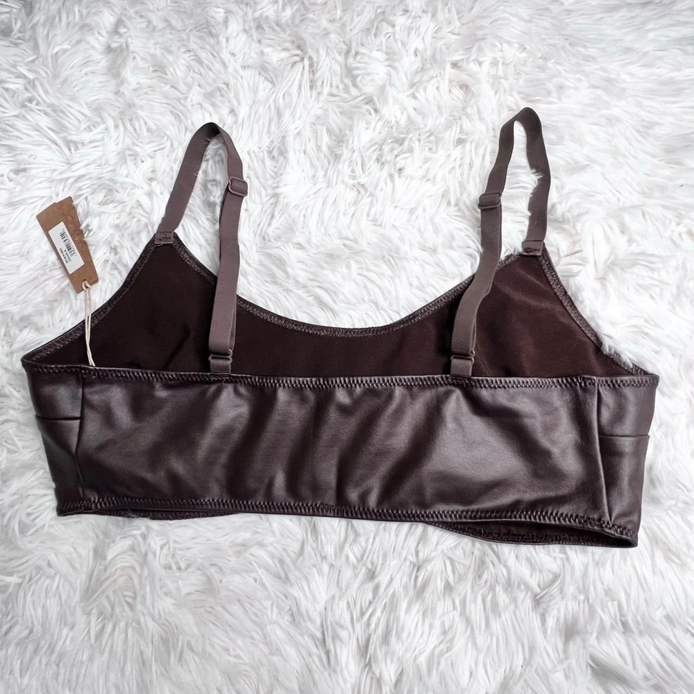 SKIMS Wet Jersey Scoop Bralette in Cocoa - Picture 7 of 11